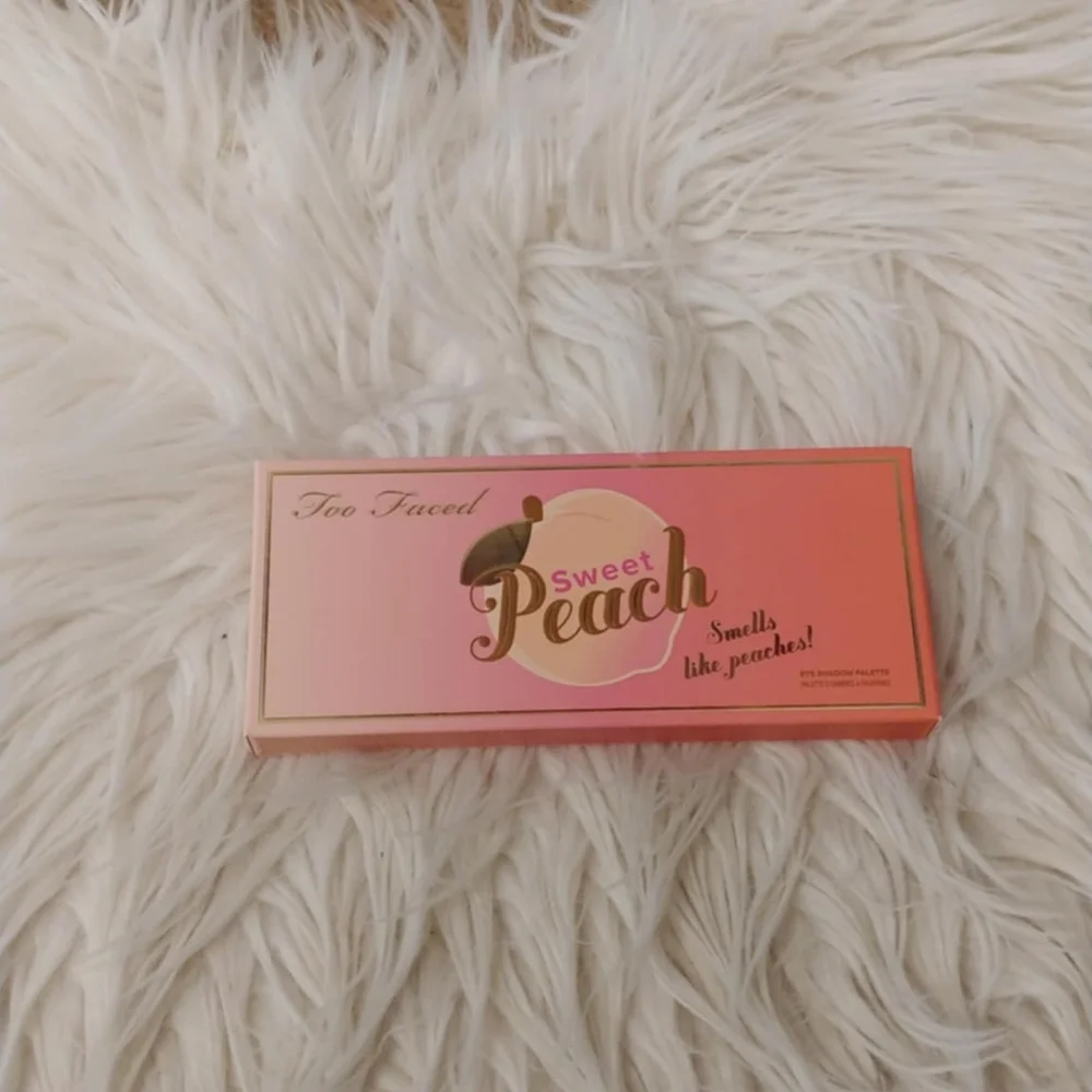 🍑FIRM! NWT TOO FACED SWEET PEACH EYESHADOW PALETTE (LAST ONE AVAILABE)